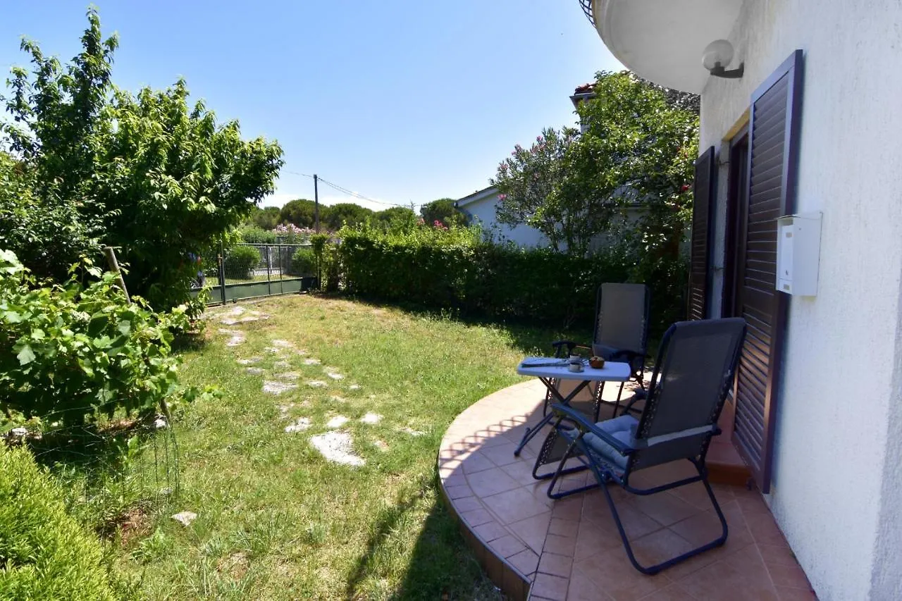 Apartments With A Parking Space Zambratija, Umag - 21589 Savudrija Croatia